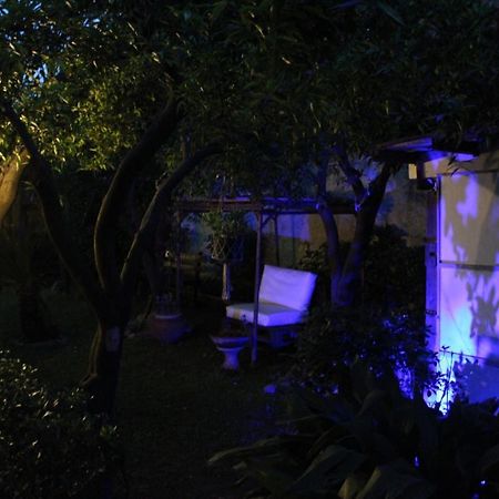 Residenza Caserta Sud - Appartamento Con Giardino Dış mekan fotoğraf