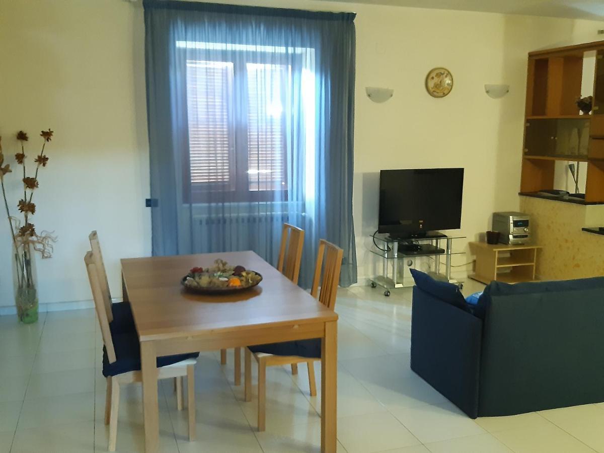 Residenza Caserta Sud - Appartamento Con Giardino Dış mekan fotoğraf