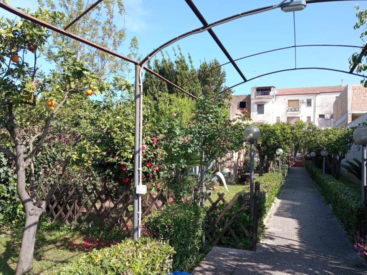 Residenza Caserta Sud - Appartamento Con Giardino Dış mekan fotoğraf