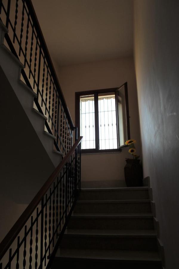 Residenza Caserta Sud - Appartamento Con Giardino Dış mekan fotoğraf