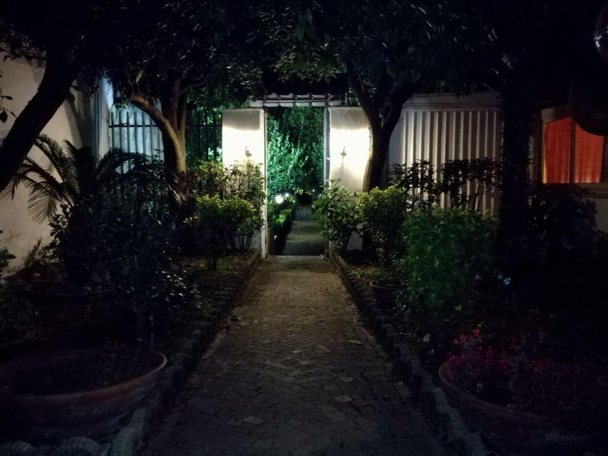 Residenza Caserta Sud - Appartamento Con Giardino Dış mekan fotoğraf